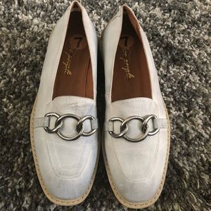 NWOT* Free people flats/closed shoes